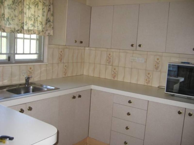 80 Dewar Terrace, Sherwood QLD 4075