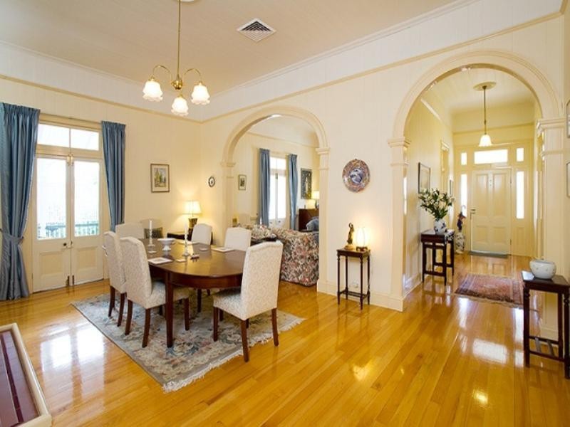 73 Berry Street, Sherwood QLD 4075