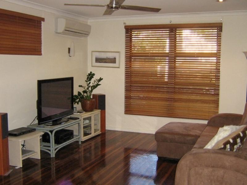 13 Meagan Street, Kenmore QLD 4069