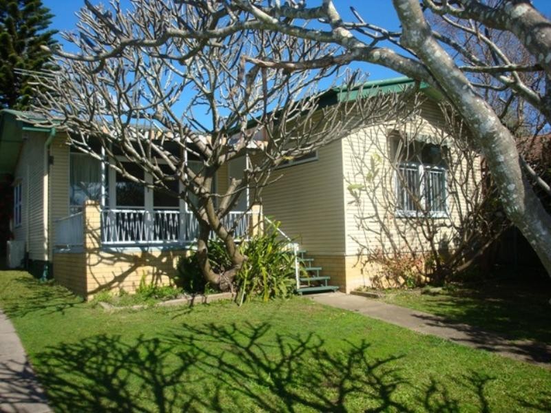 29 Lawson Street, Oxley QLD 4075