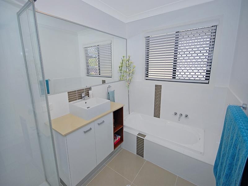 51 Leybourne Street, Chelmer QLD 4068