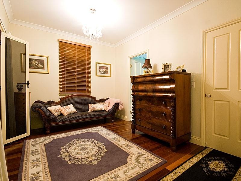 9 Twickenham Street, Chelmer QLD 4068