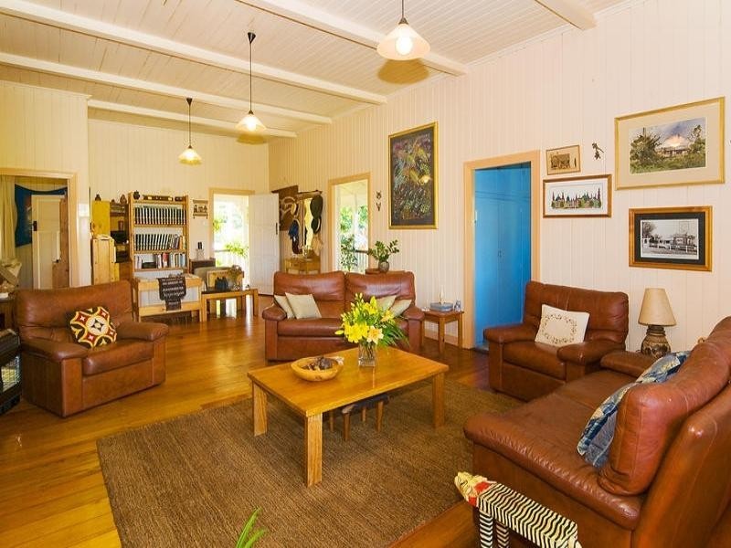 11 Verney Road West, Graceville QLD 4075