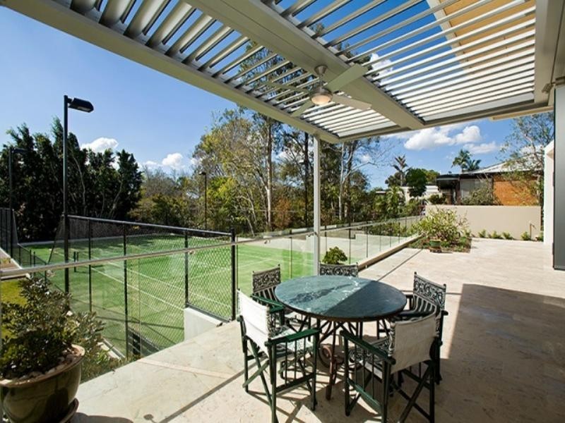 Indooroopilly QLD 4068