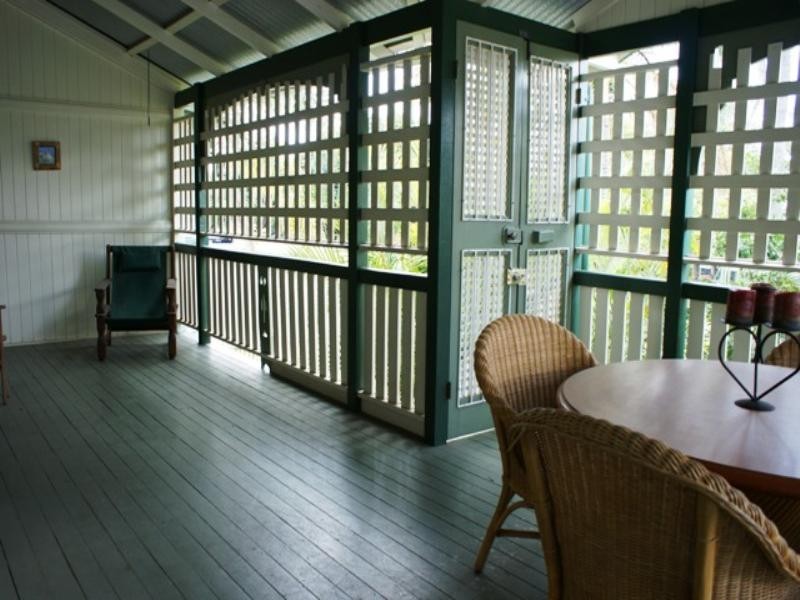 13 Dan Street, Graceville QLD 4075