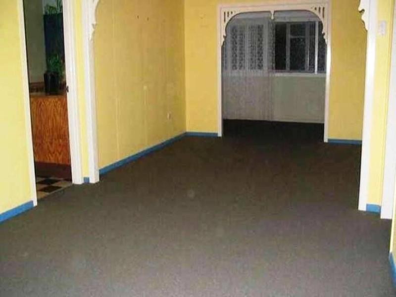 49 Oxley Station Road, Oxley QLD 4075