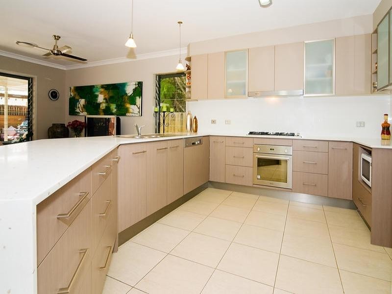 116 Lynne Grove Avenue, Corinda QLD 4075