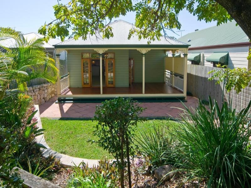 20 Disraeli Street, Indooroopilly QLD 4068