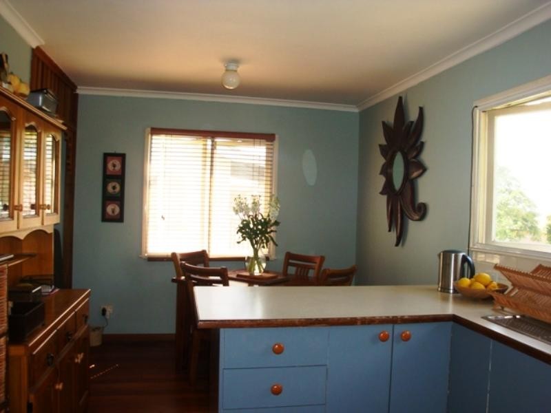 10 Vesta Street, Oxley QLD 4075