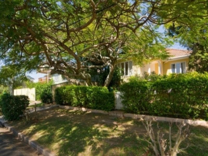 45 Waratah Avenue, Graceville QLD 4075