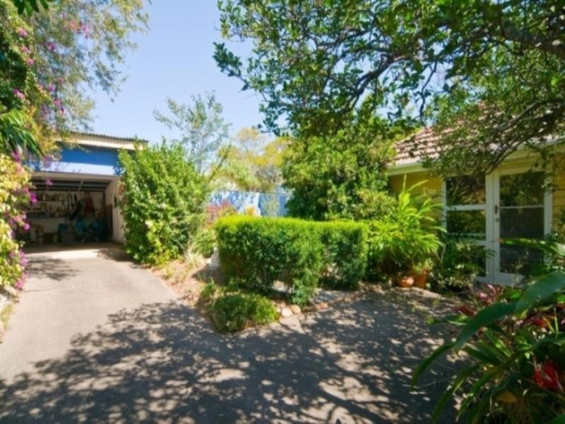 45 Waratah Avenue, Graceville QLD 4075