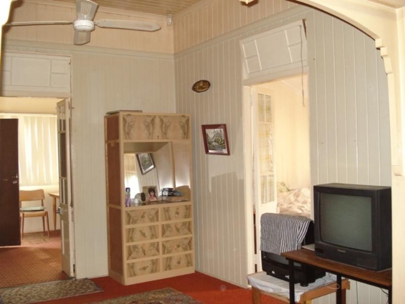 73 Plumer Street, Sherwood QLD 4075