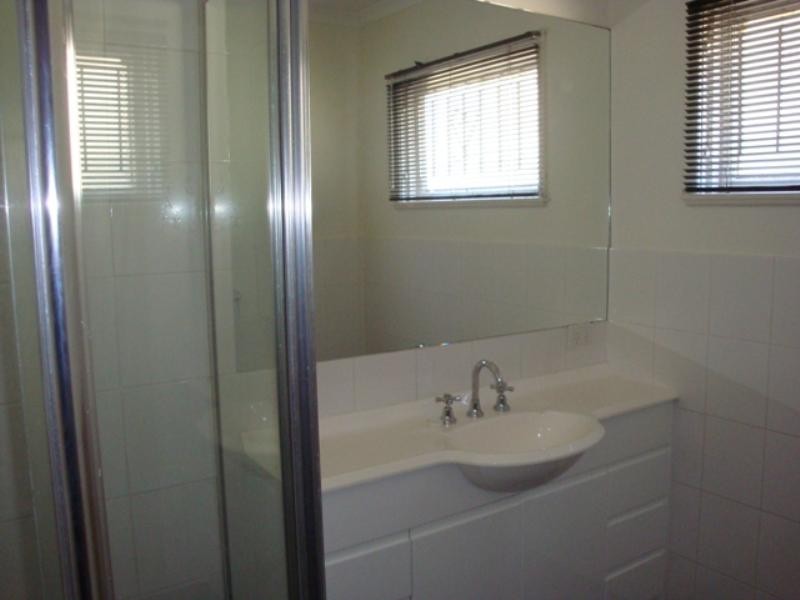 67 Ellen Street, Oxley QLD 4075