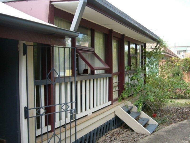 279 Long Street East, Graceville QLD 4075