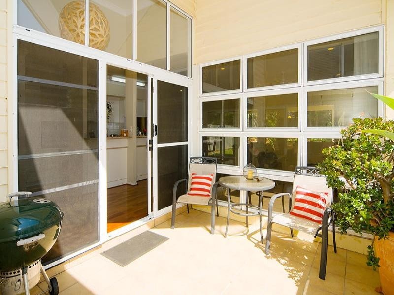 17 Walker Street, Corinda QLD 4075