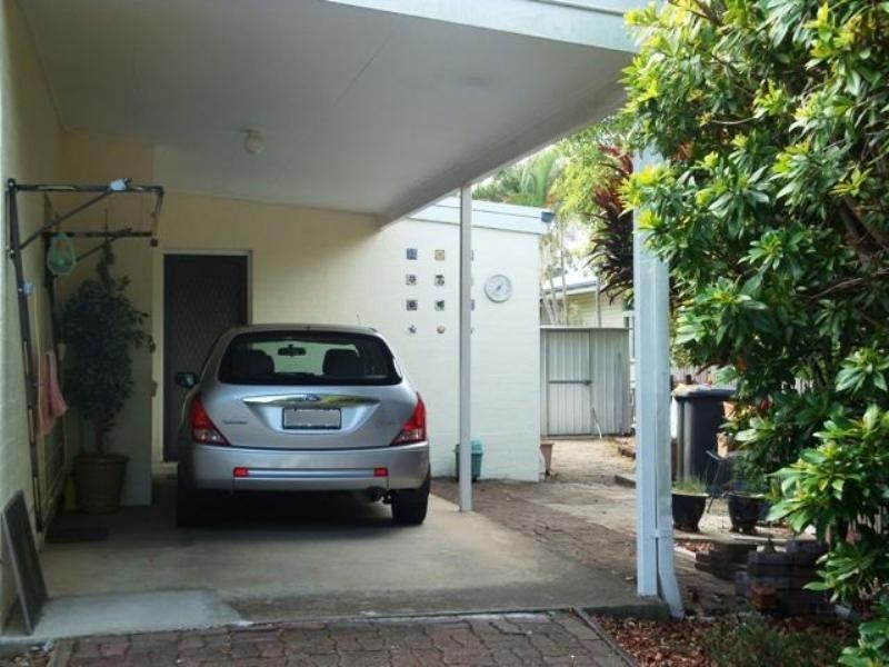 60 Hall Avenue, Corinda QLD 4075