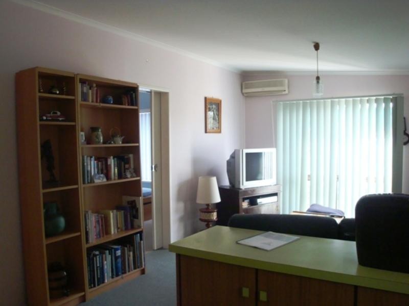 60 Hall Avenue, Corinda QLD 4075