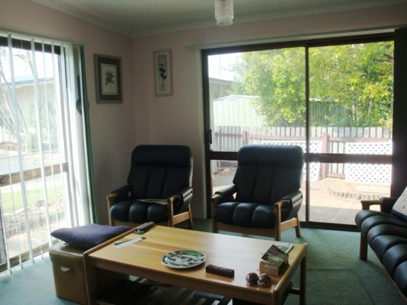 60 Hall Avenue, Corinda QLD 4075