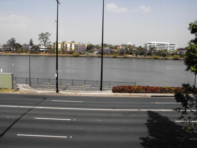 4/515 Coronation Drive, Toowong QLD 4066