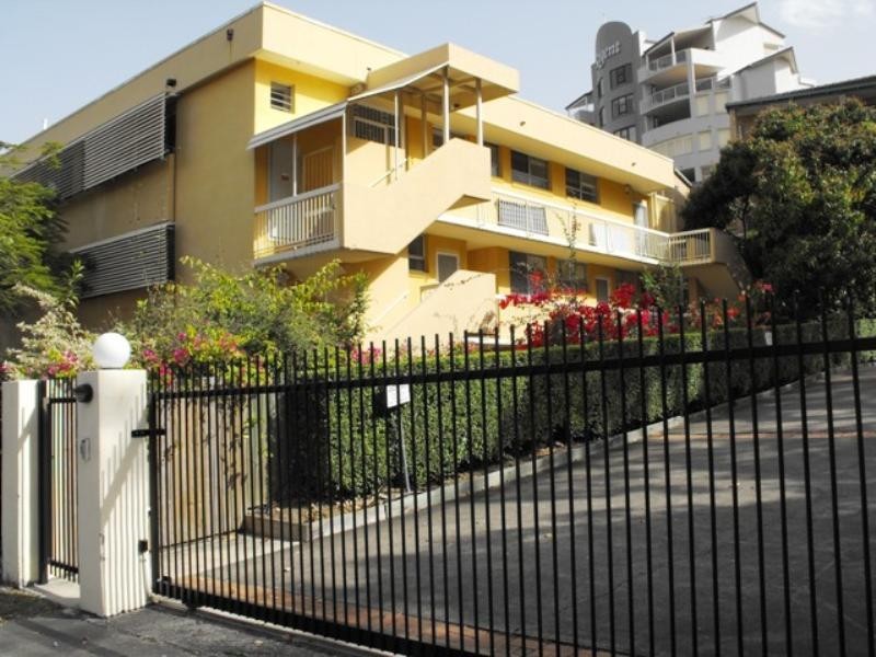 4/515 Coronation Drive, Toowong QLD 4066