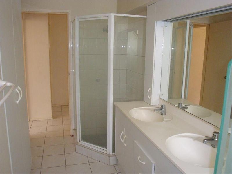 4/515 Coronation Drive, Toowong QLD 4066