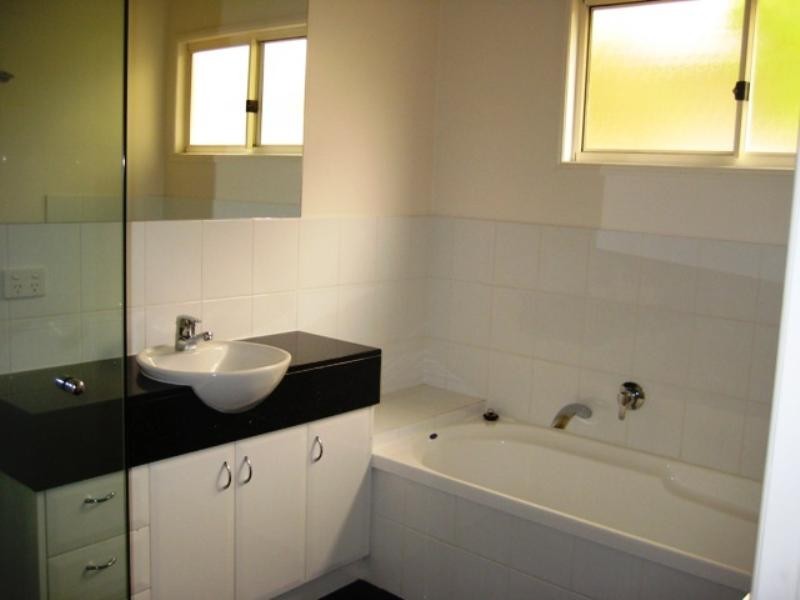 7 Victoria Avenue, Chelmer QLD 4068