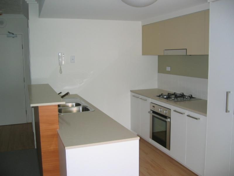 203/803 Stanley Street, Woolloongabba QLD 4102