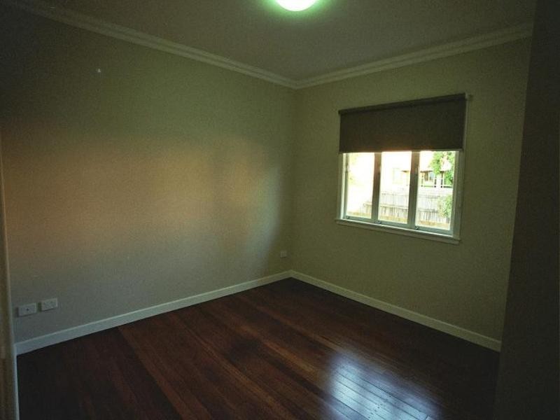 34 Graceville Avenue, Graceville QLD 4075