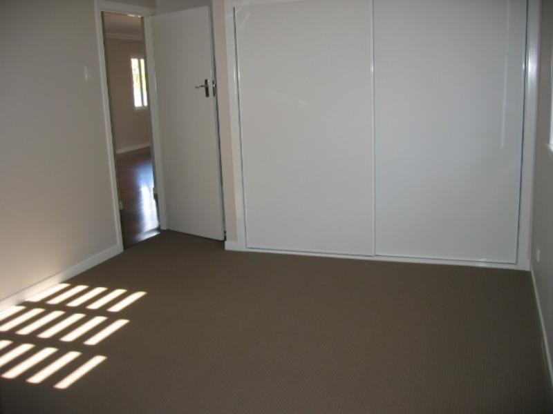 34 Graceville Avenue, Graceville QLD 4075