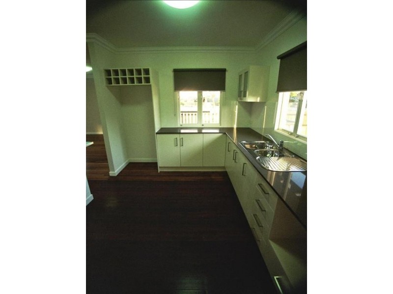 34 Graceville Avenue, Graceville QLD 4075