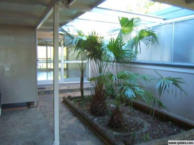 35 Aberfeldy Street, Kenmore QLD 4069