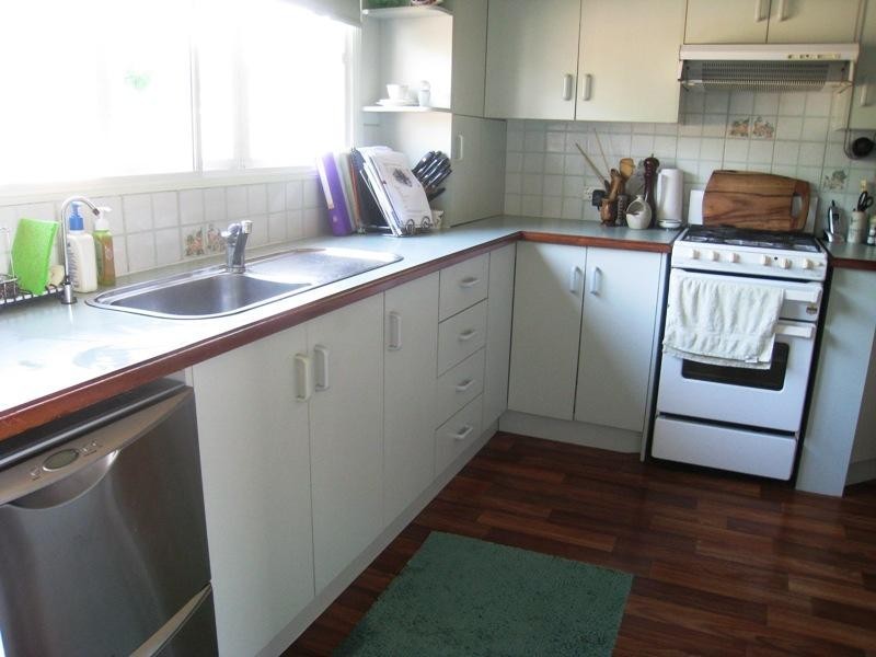 95 Graceville Avenue, Graceville QLD 4075