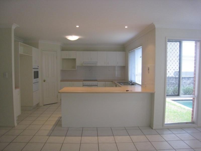 34 Egmont Street, Sherwood QLD 4075