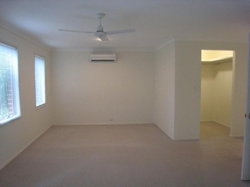 34 Egmont Street, Sherwood QLD 4075