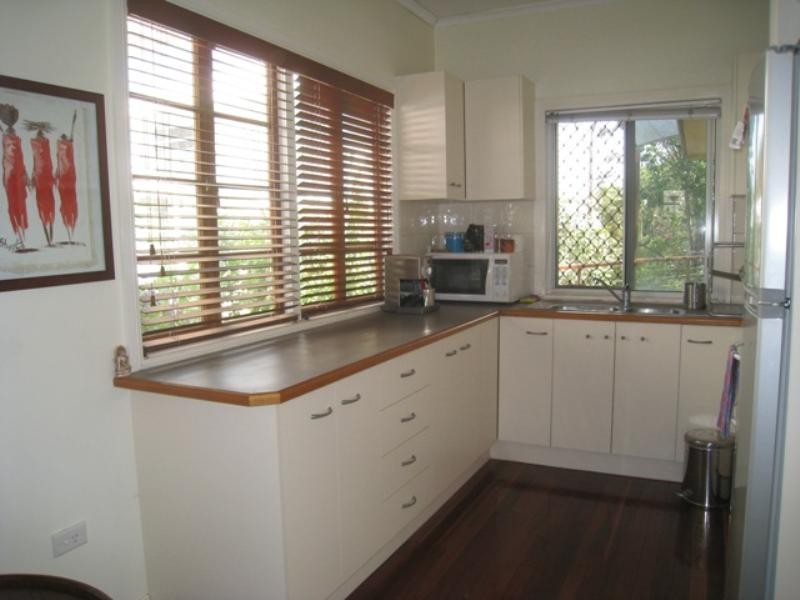 38 Hood Street, Sherwood QLD 4075