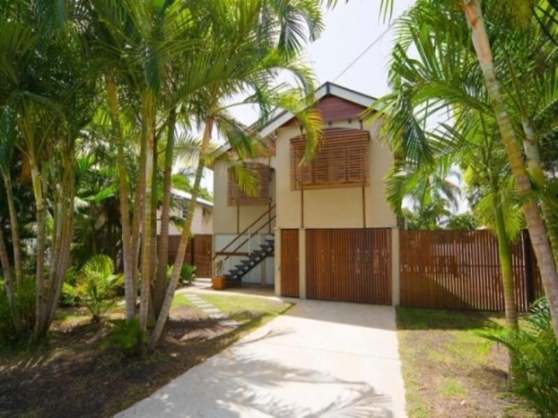 31 Camelot Street, Tennyson QLD 4105