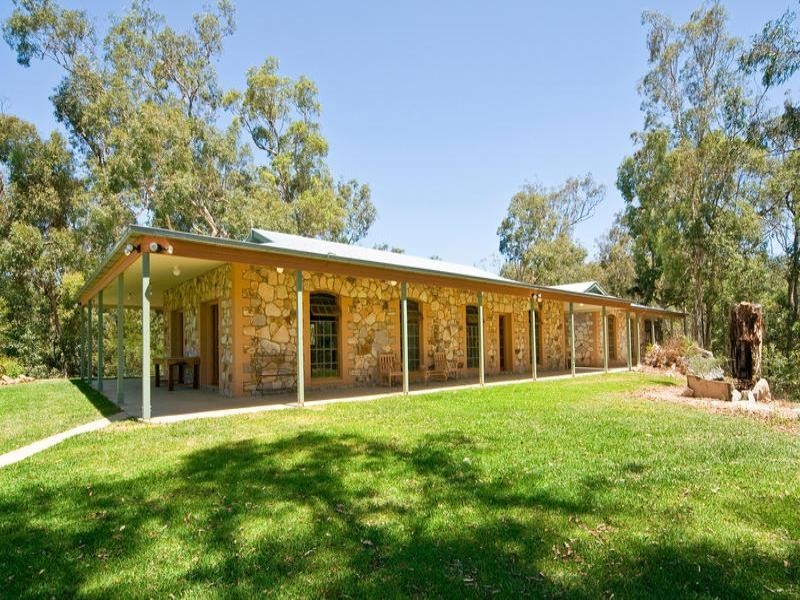 Upper Brookfield QLD 4069