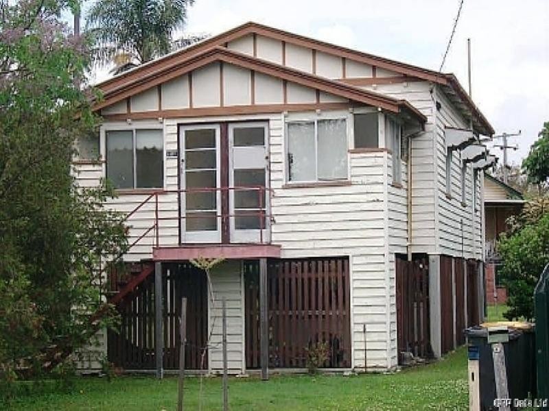 2/161 Long Street East, Graceville QLD 4075