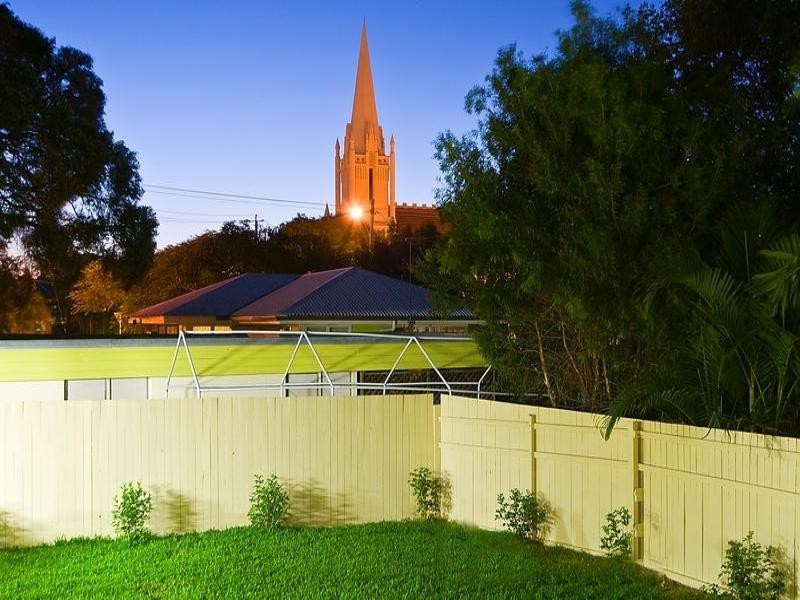 170 Verney Road East, Graceville QLD 4075