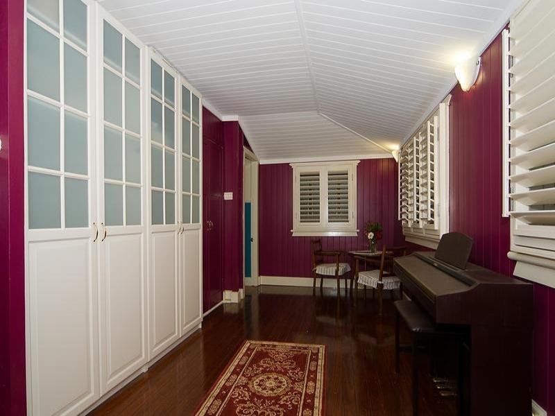 170 Verney Road East, Graceville QLD 4075