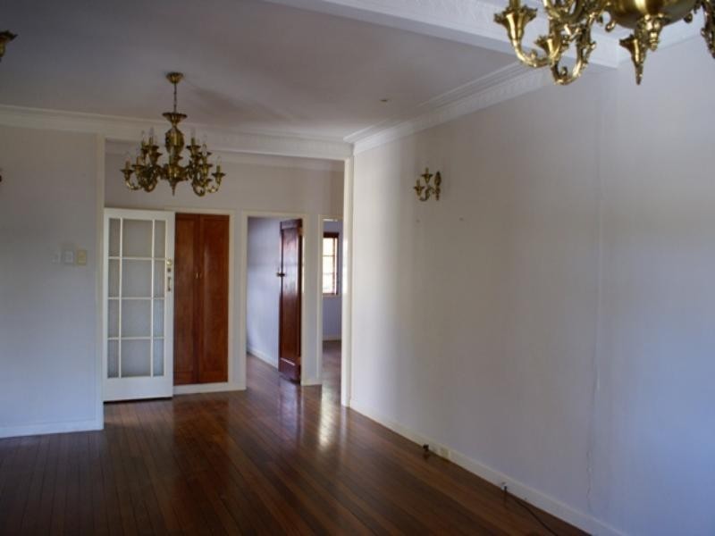 22 Austral Avenue, Graceville QLD 4075