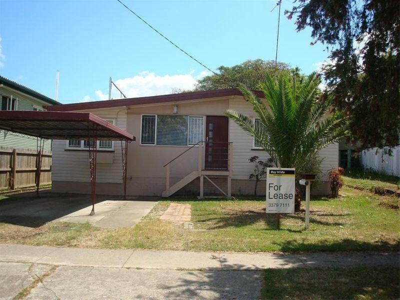 67 Ellen Street, Oxley QLD 4075