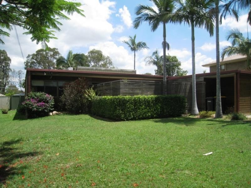 39 Deniven Street, Corinda QLD 4075