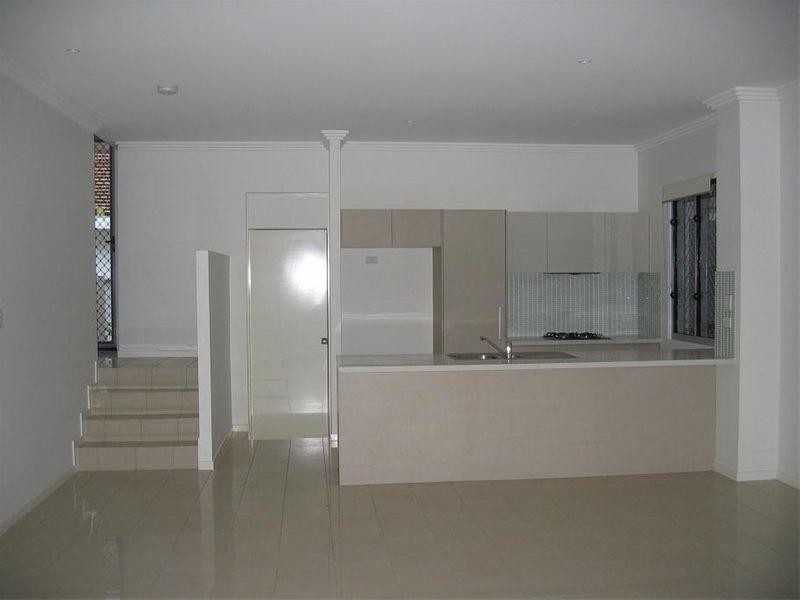 12/1 Robbins Street, Corinda QLD 4075