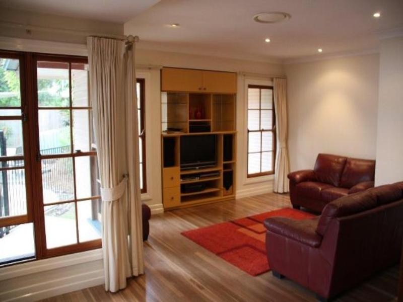 275 Long Street East, Graceville QLD 4075