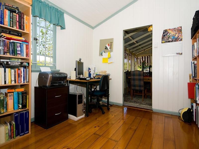 13 Jarrott Street, Chelmer QLD 4068