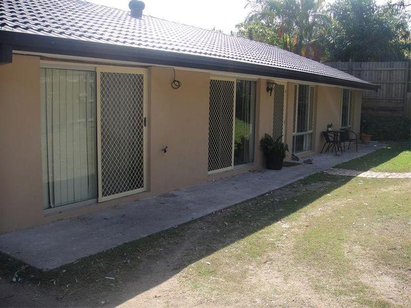 10 MacFarlane Street, Riverhills QLD 4074