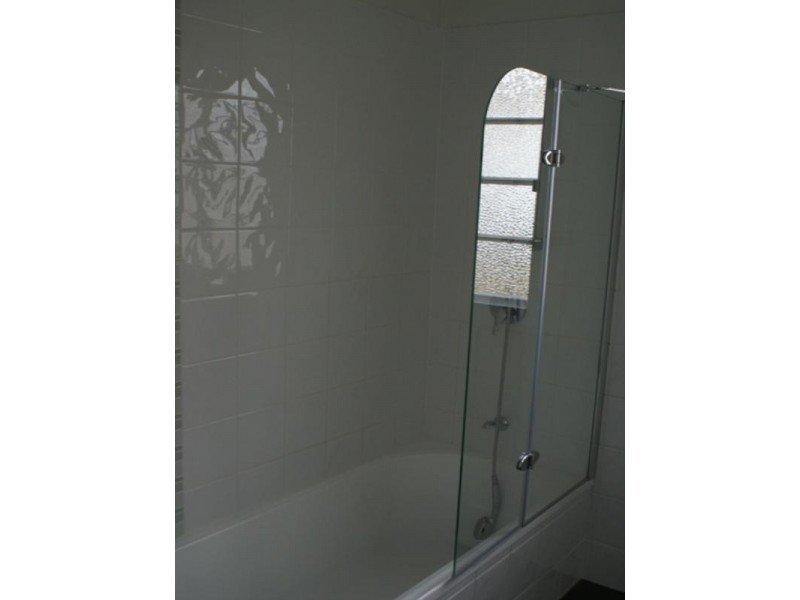 10 Young Street, Graceville QLD 4075