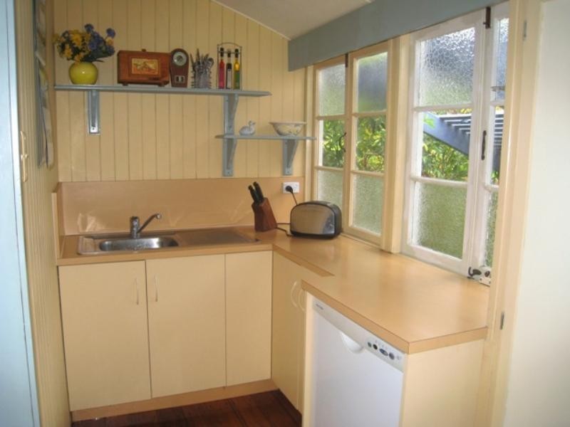 35 Graceville Avenue, Graceville QLD 4075