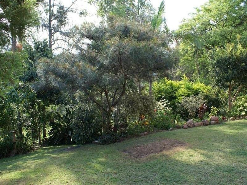 54 Blackheath Road, Oxley QLD 4075